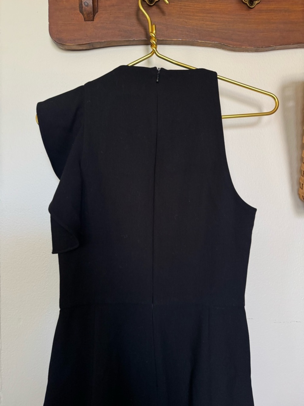 Black Halo Pabla black Jumpsuit 2 - Picture 10 of 10